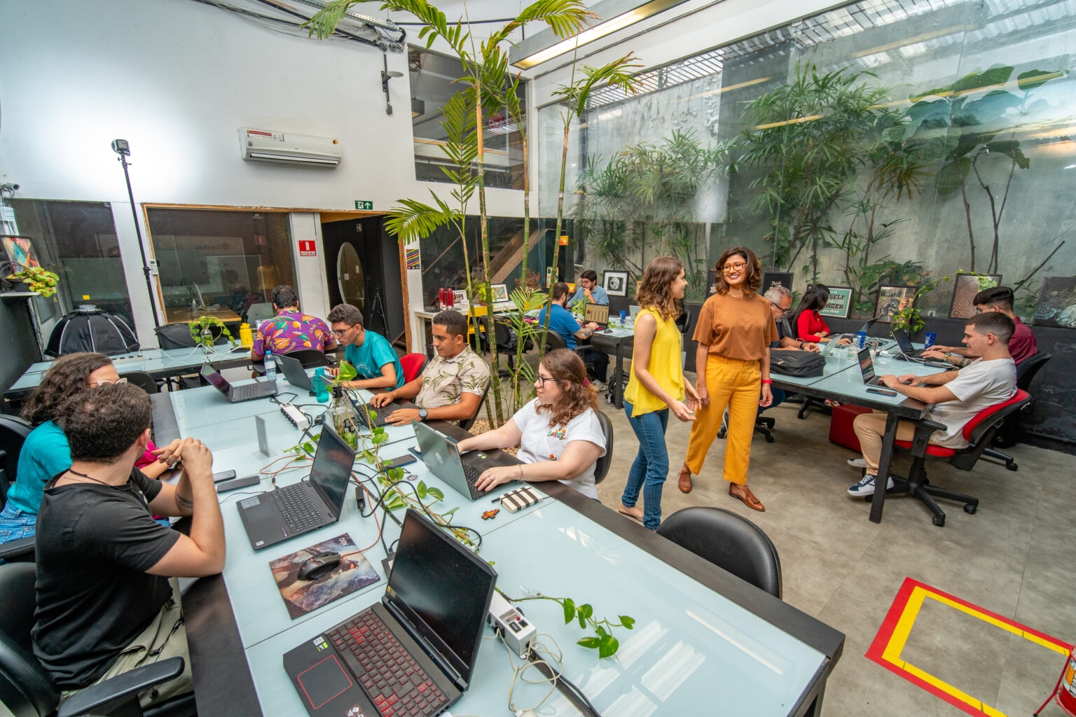 Os Benef Cios Do Escrit Rio Em Coworking Para Sua Empresa