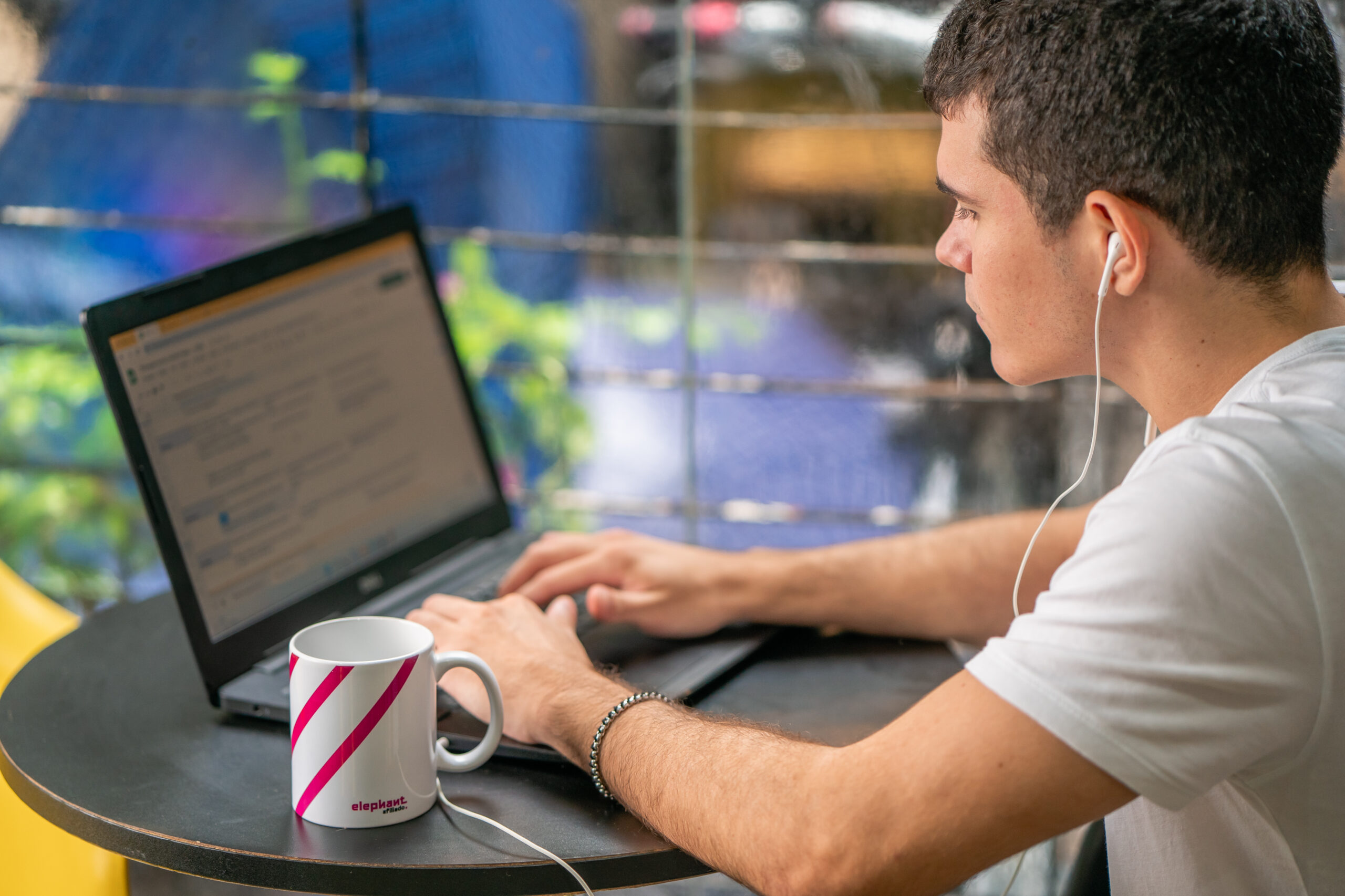 tudo-que-voce-precisa-saber-para-escolher-um-coworking